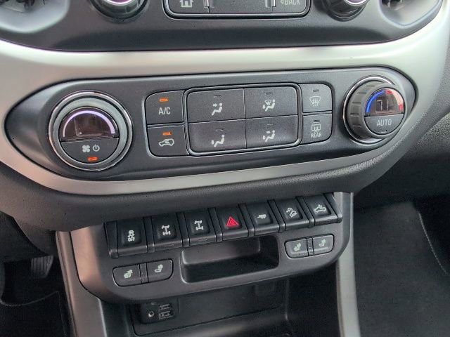 Used 2022 Chevrolet Colorado ZR2 AWD/4WD image 21