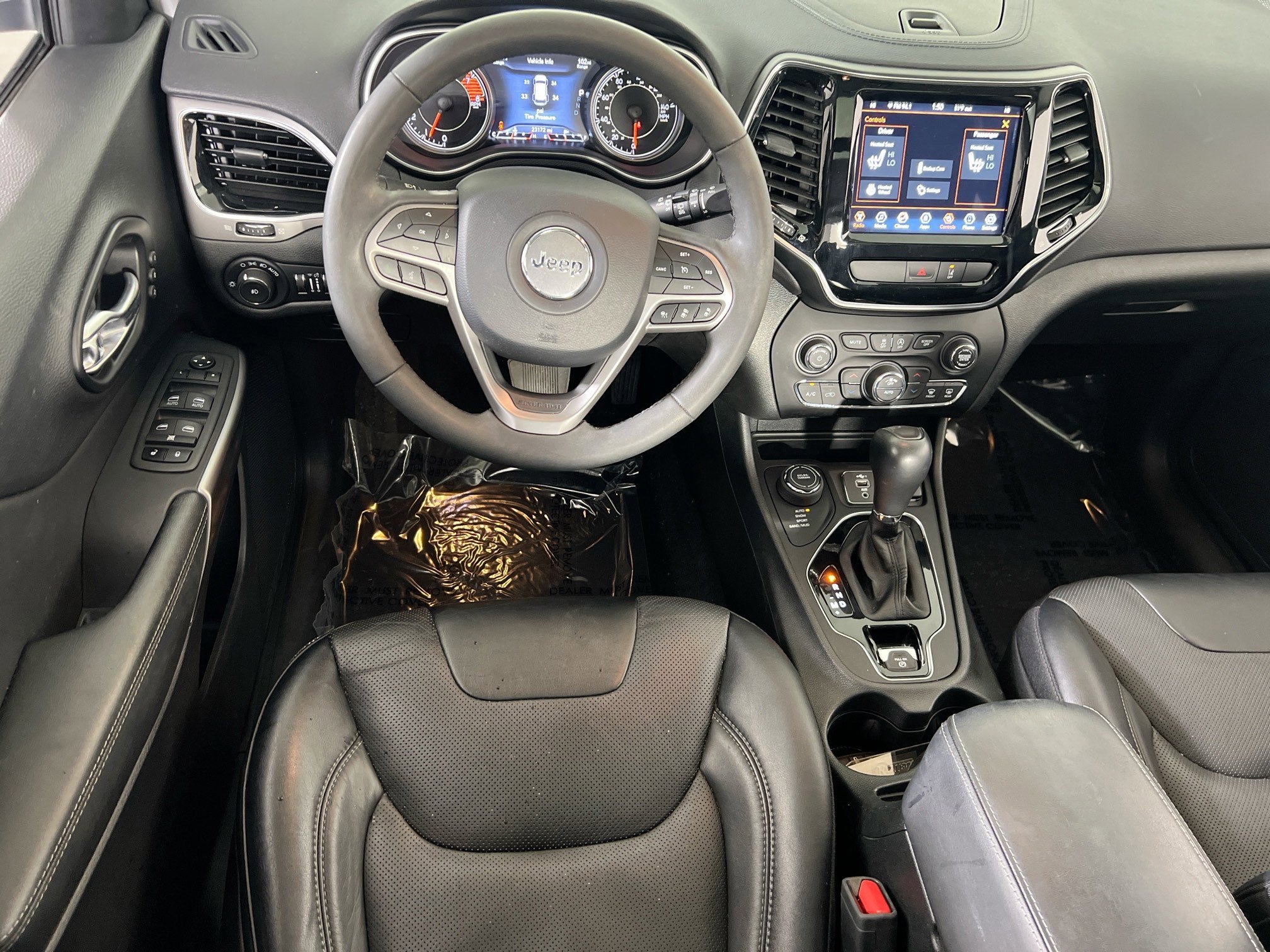 Used 2022 Jeep Cherokee Limited AWD/4WD image 22