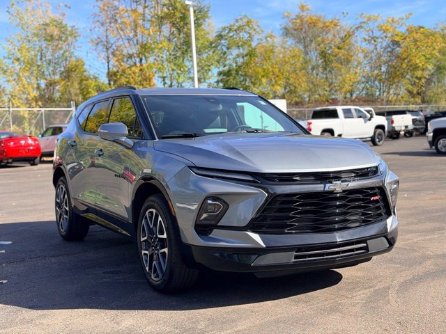 Used 2024 Chevrolet Blazer RS w/ LPO, Floor Liner Package FWD image 4