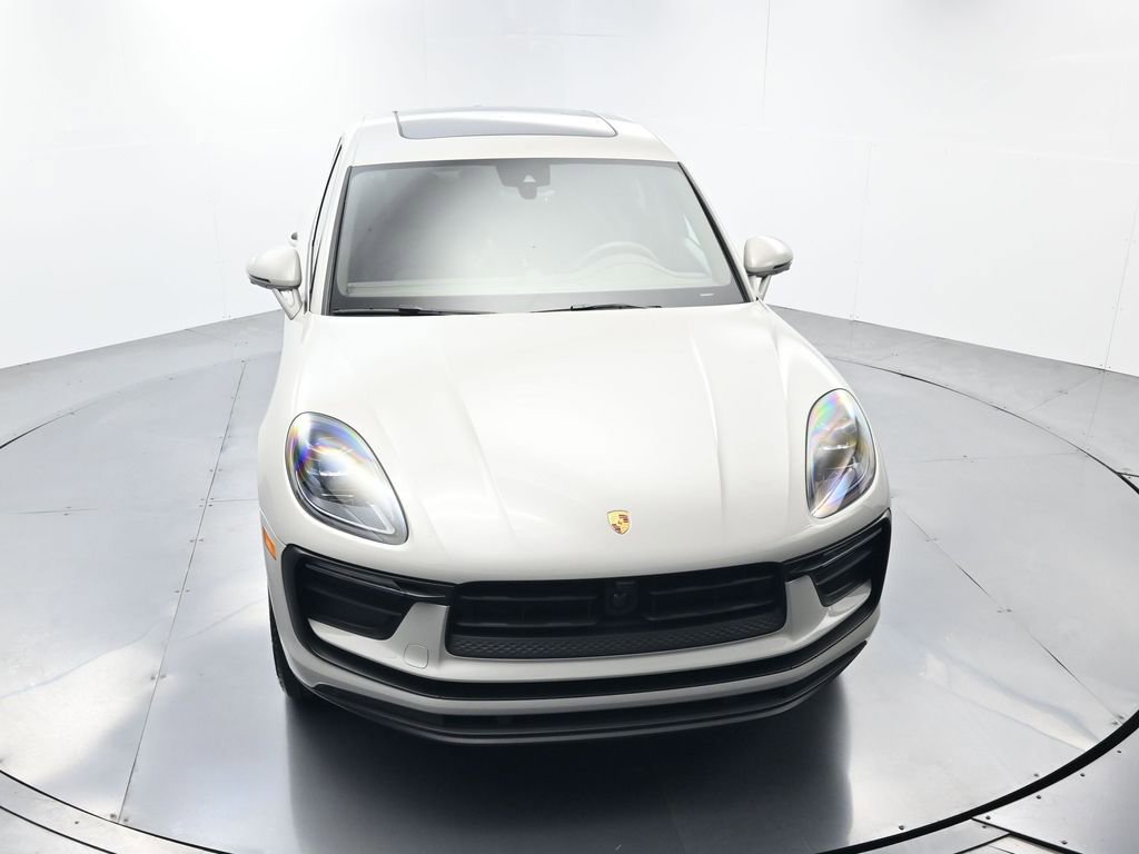 Certified 2026 Porsche Macan Turbo AWD/4WD image 44