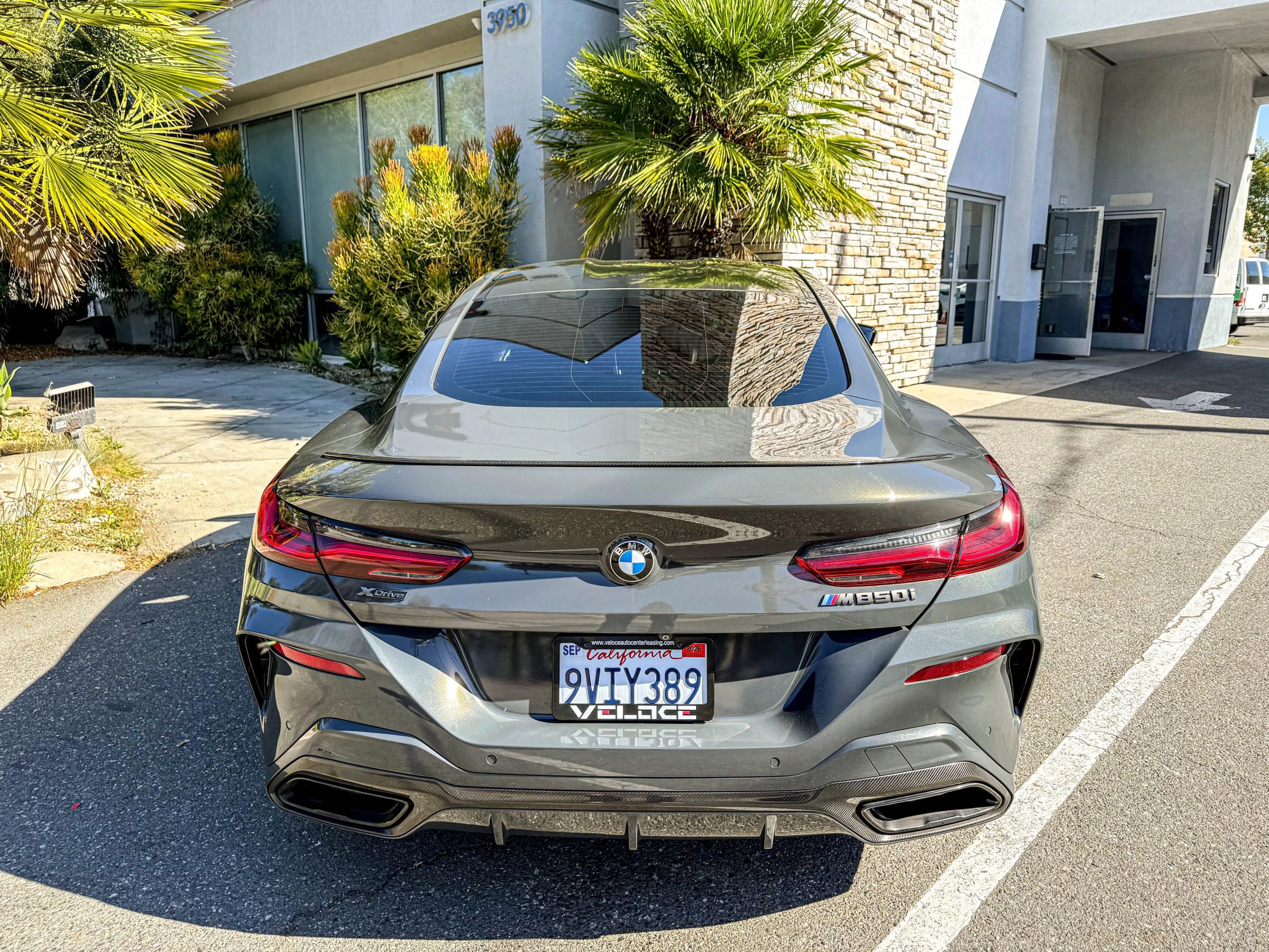 Used 2021 BMW M850i xDrive Coupe w/ M Carbon Exterior Package AWD/4WD image 11