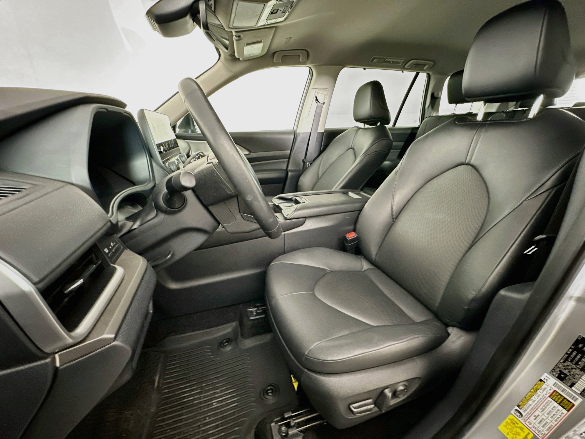 Used 2024 Toyota Grand Highlander AWD Hybrid image 13