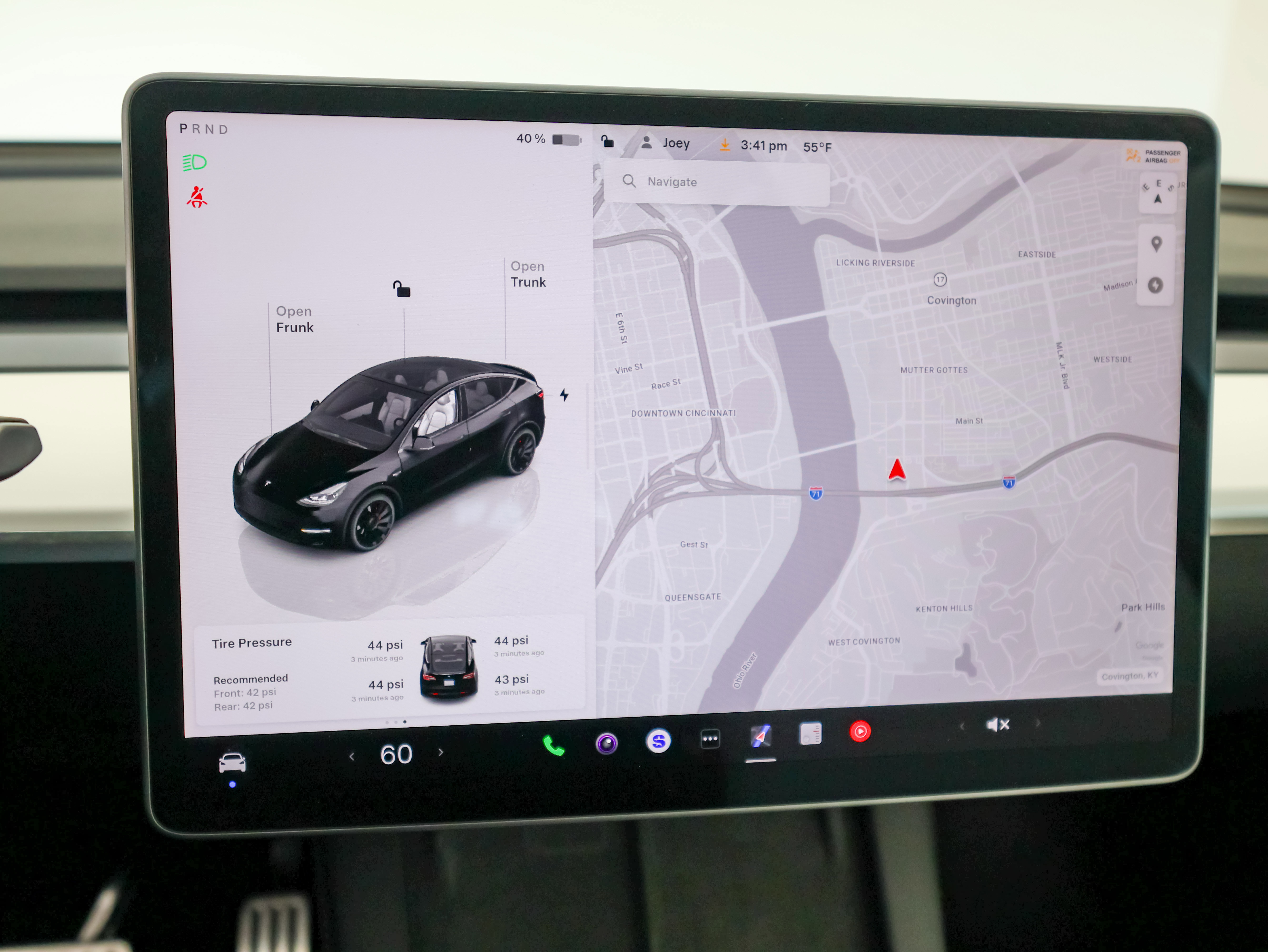 Used 2023 Tesla Model Y Performance AWD/4WD image 27