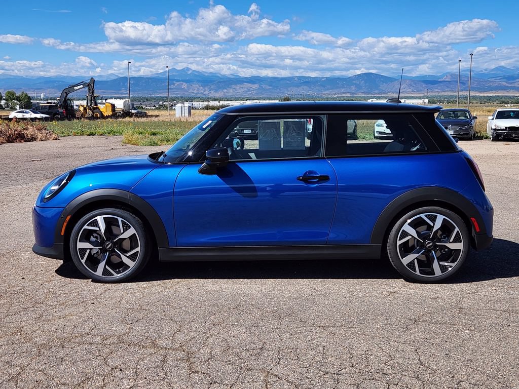 Used 2026 MINI Cooper S FWD image 2