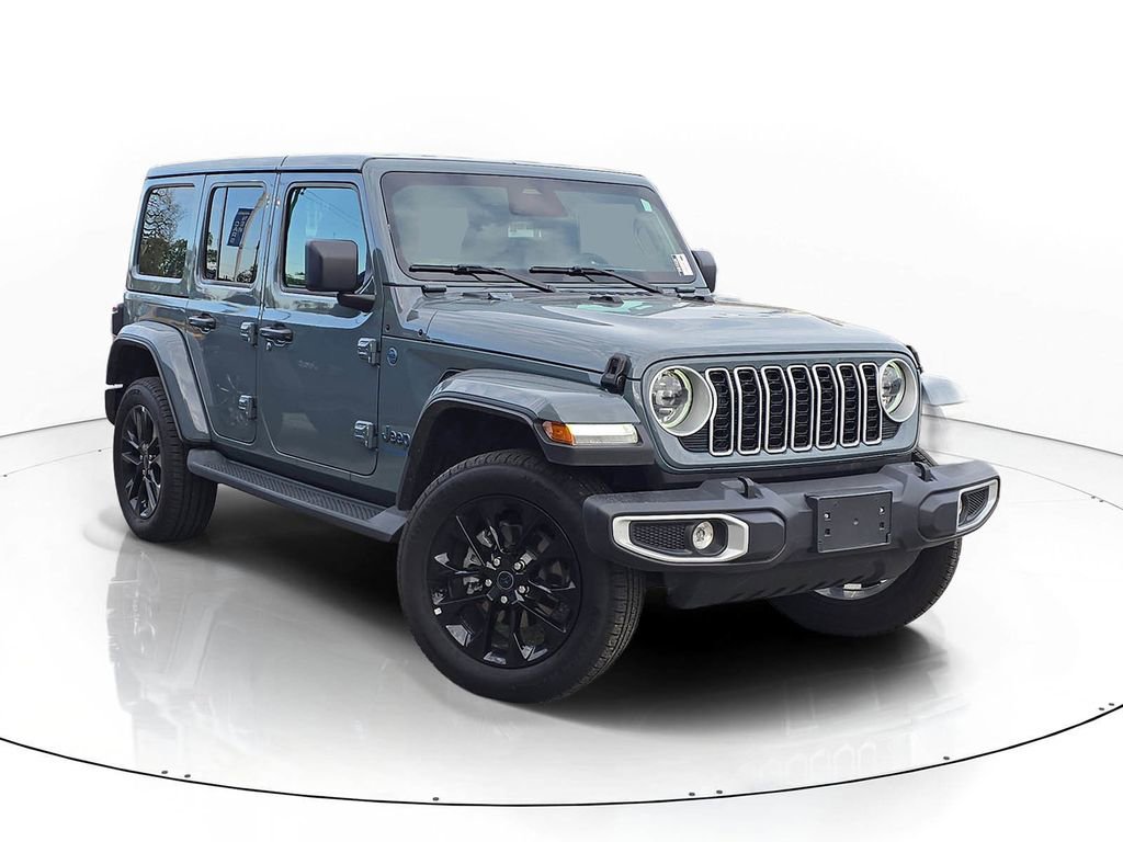 Used 2025 Jeep Wrangler Unlimited Sahara AWD/4WD image 1