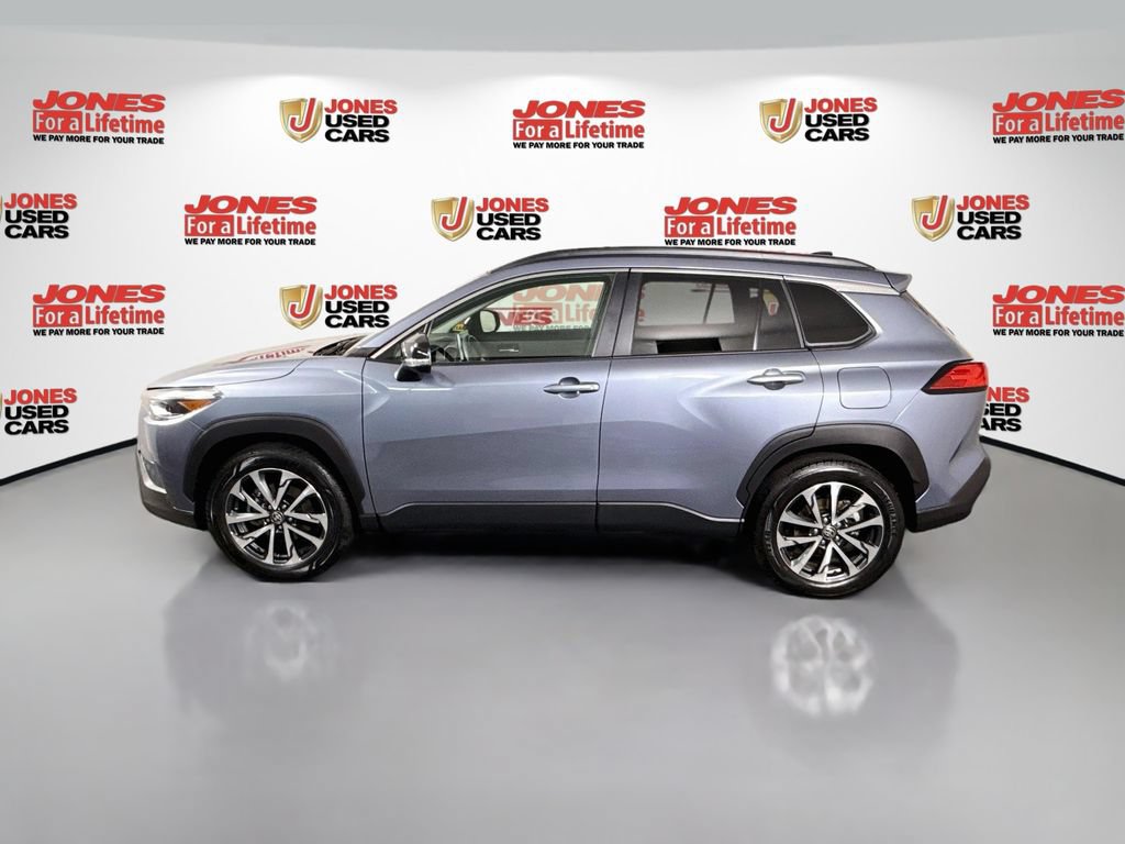 Certified 2025 Toyota Corolla Cross XLE w/ Convenience Package AWD/4WD image 16