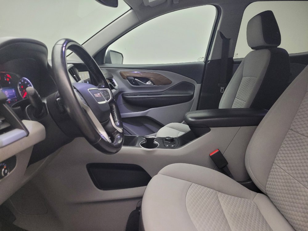 Used 2019 GMC Terrain SLE w/ Driver Convenience Package FWD image 17