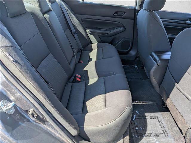 Used 2024 Nissan Altima 2.5 SV FWD image 25