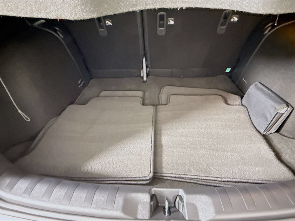 Certified 2023 Nissan Kicks SR w/ SR Premium Package FWD image 27