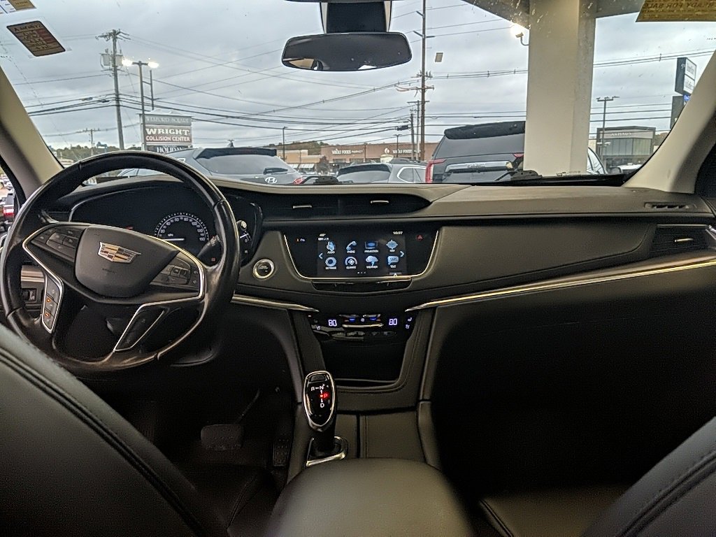 Used 2019 Cadillac XT5 Premium Luxury image 10