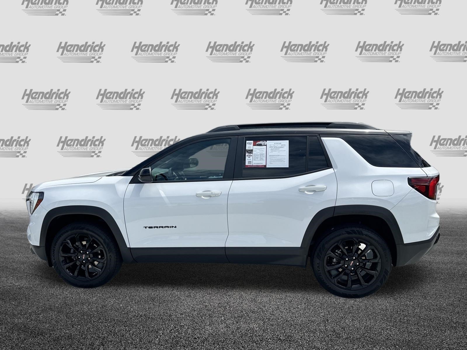 Used 2025 GMC Terrain Elevation w/ Black Edition AWD/4WD image 7