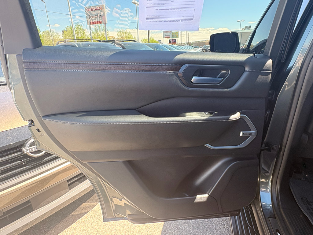Certified 2025 Nissan Armada Platinum AWD/4WD image 14