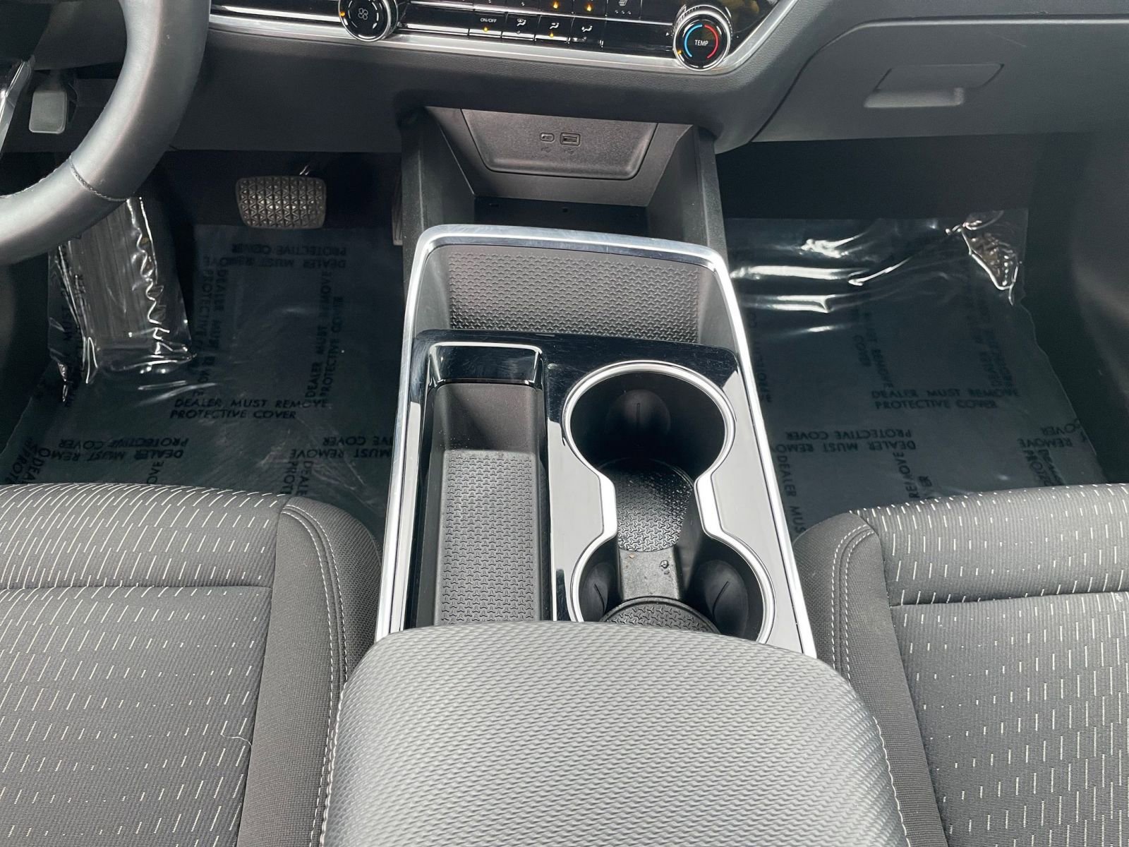 Used 2025 Chevrolet Equinox LT image 40