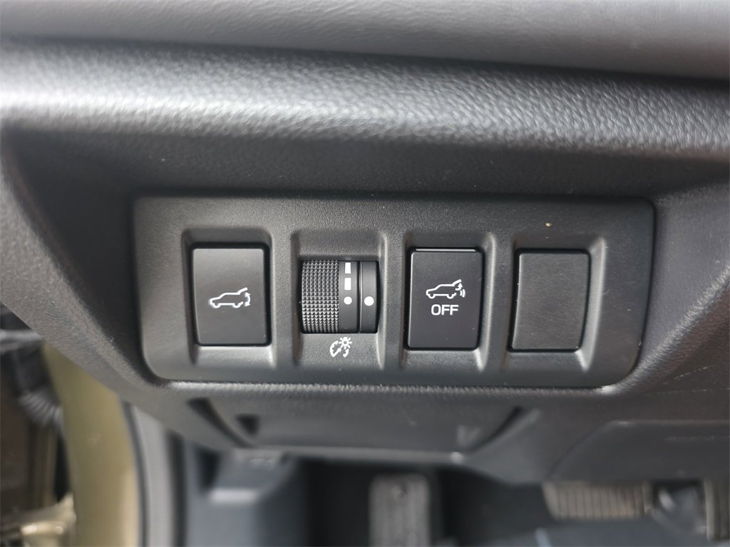 Used 2022 Subaru Outback Touring image 27