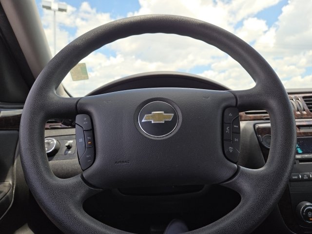 Used 2015 Chevrolet Impala LT w/ LT Sunroof Package FWD image 14