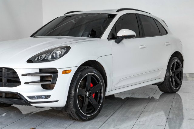 Used 2016 Porsche Macan Turbo w/ Premium Package Plus image 64