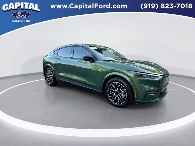 Certified 2025 Ford Mustang Mach-E Premium image 2