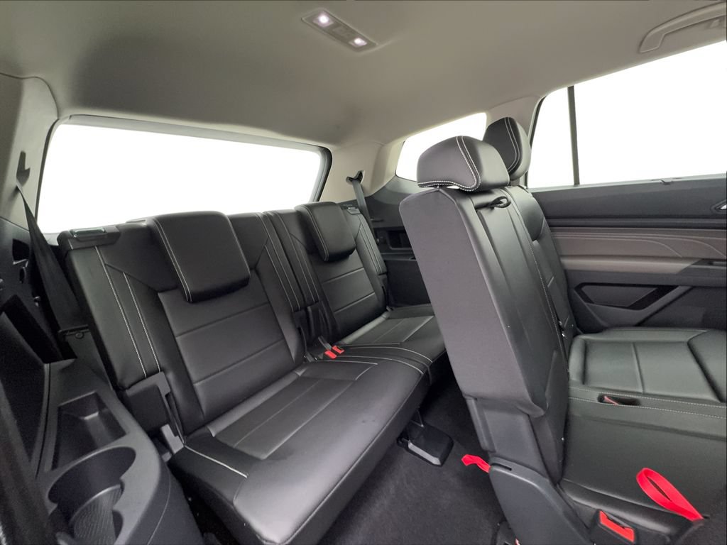 Used 2023 Volkswagen Atlas SE FWD image 32