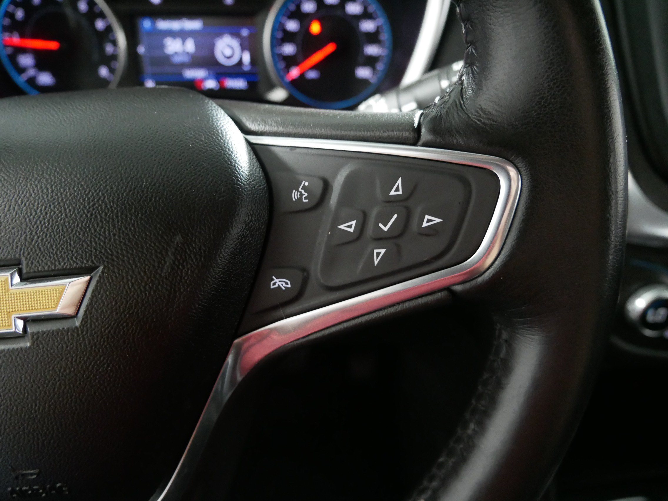 Used 2020 Chevrolet Equinox LT AWD/4WD image 28