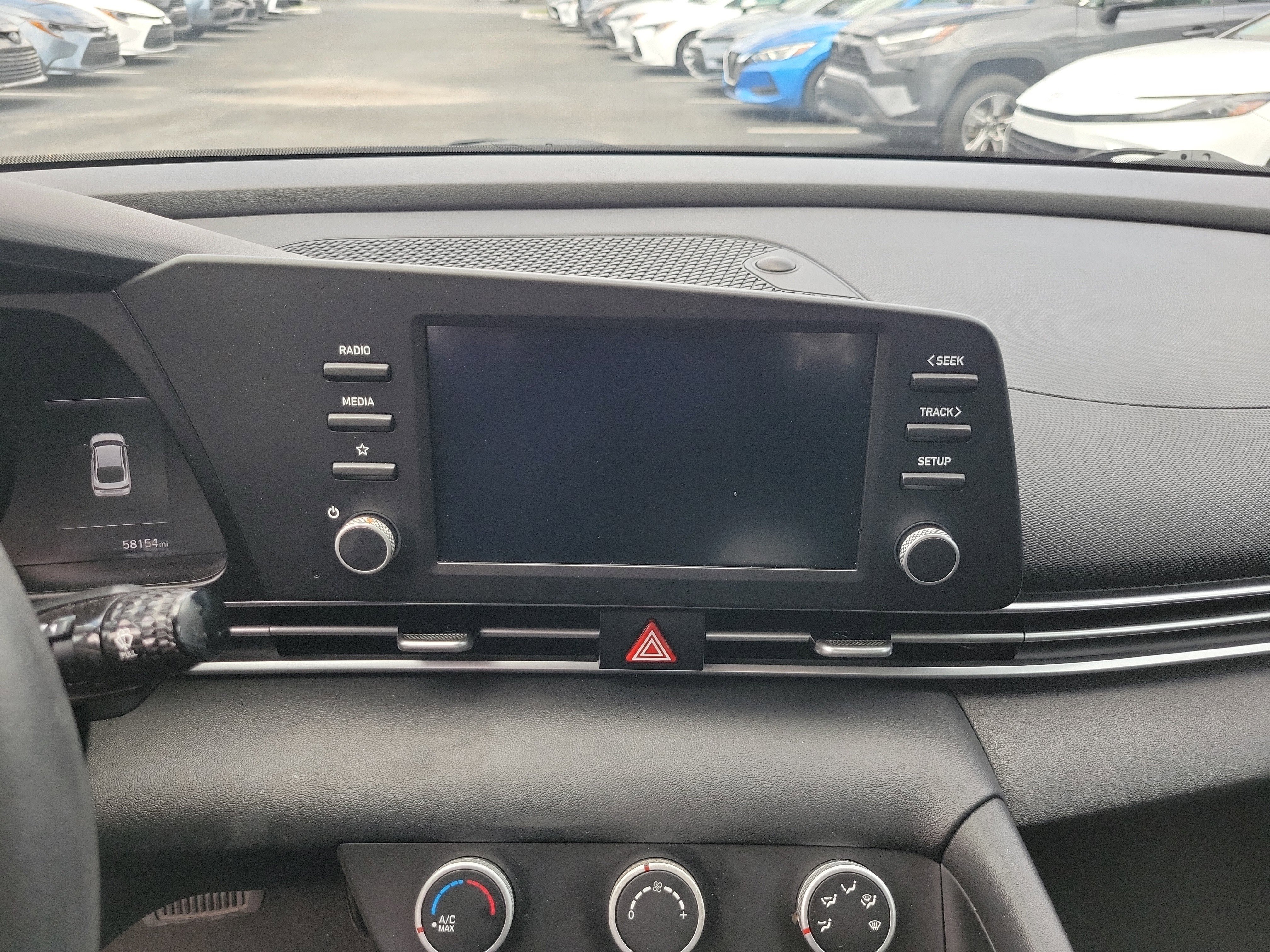 Used 2021 Hyundai Elantra SE w/ Cargo Package FWD image 26