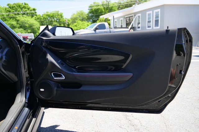 Used 2015 Chevrolet Camaro ZL1 RWD image 41
