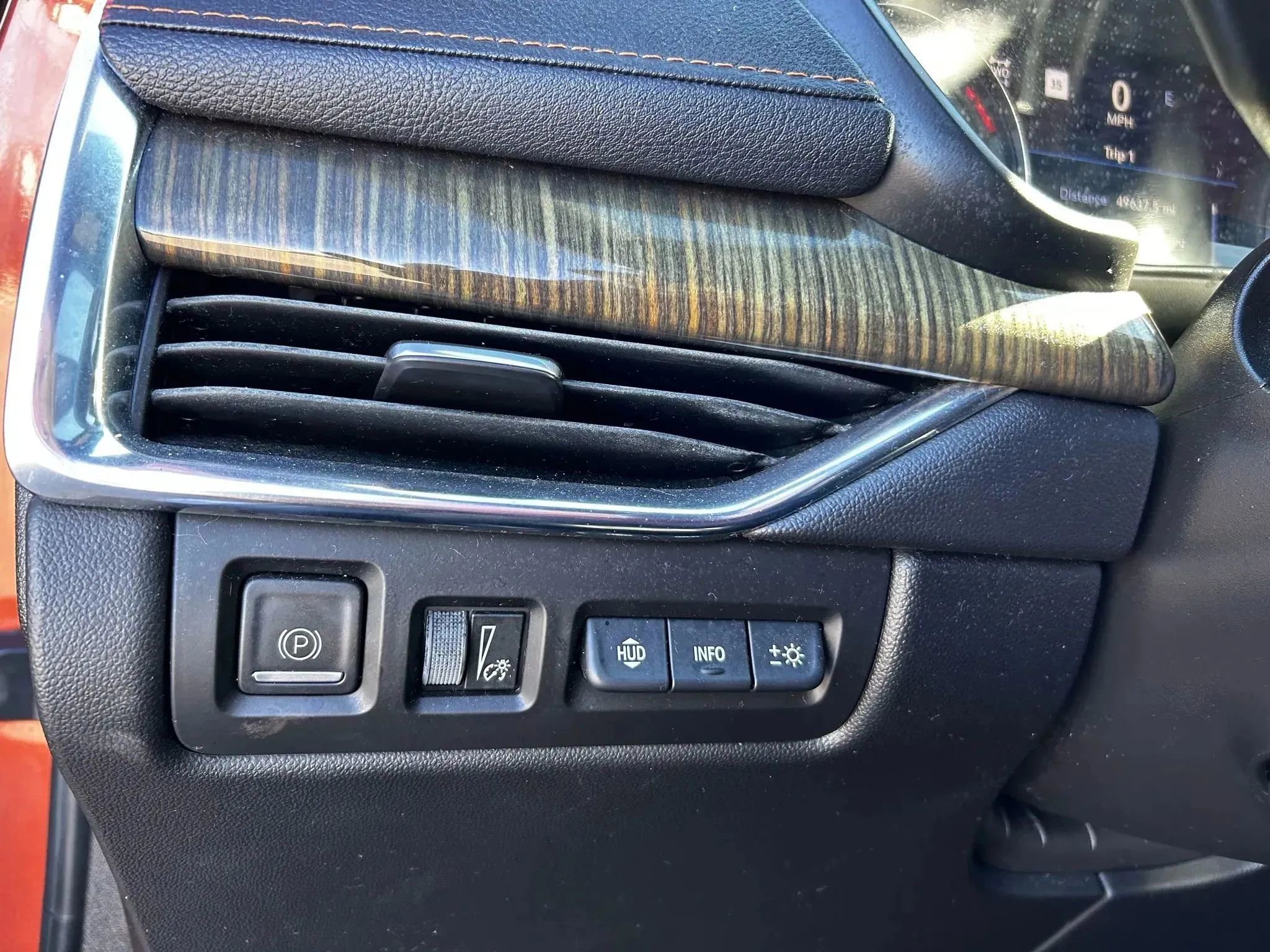 Used 2019 Cadillac XT4 Sport AWD/4WD image 13
