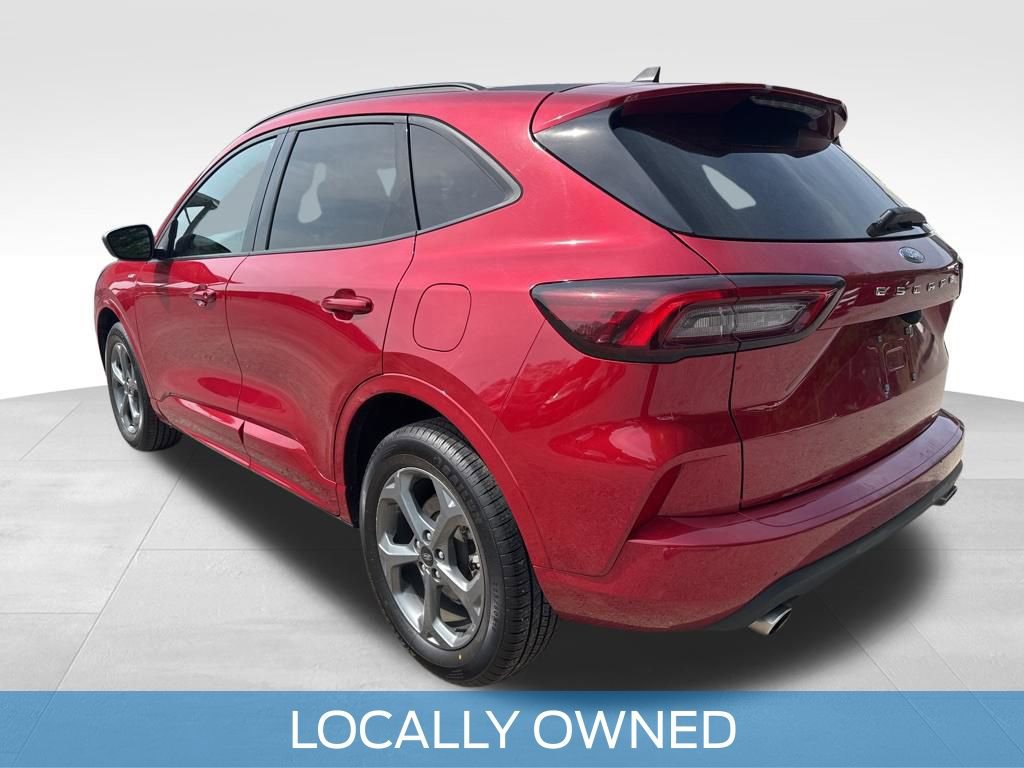 Used 2024 Ford Escape ST-Line AWD/4WD image 4