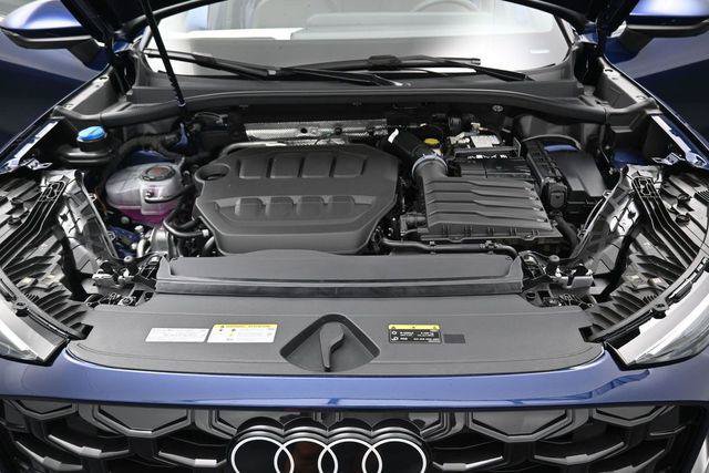 Used 2026 Audi Q3 quattro 2.0T w/ Driver Assistance Package AWD/4WD image 15