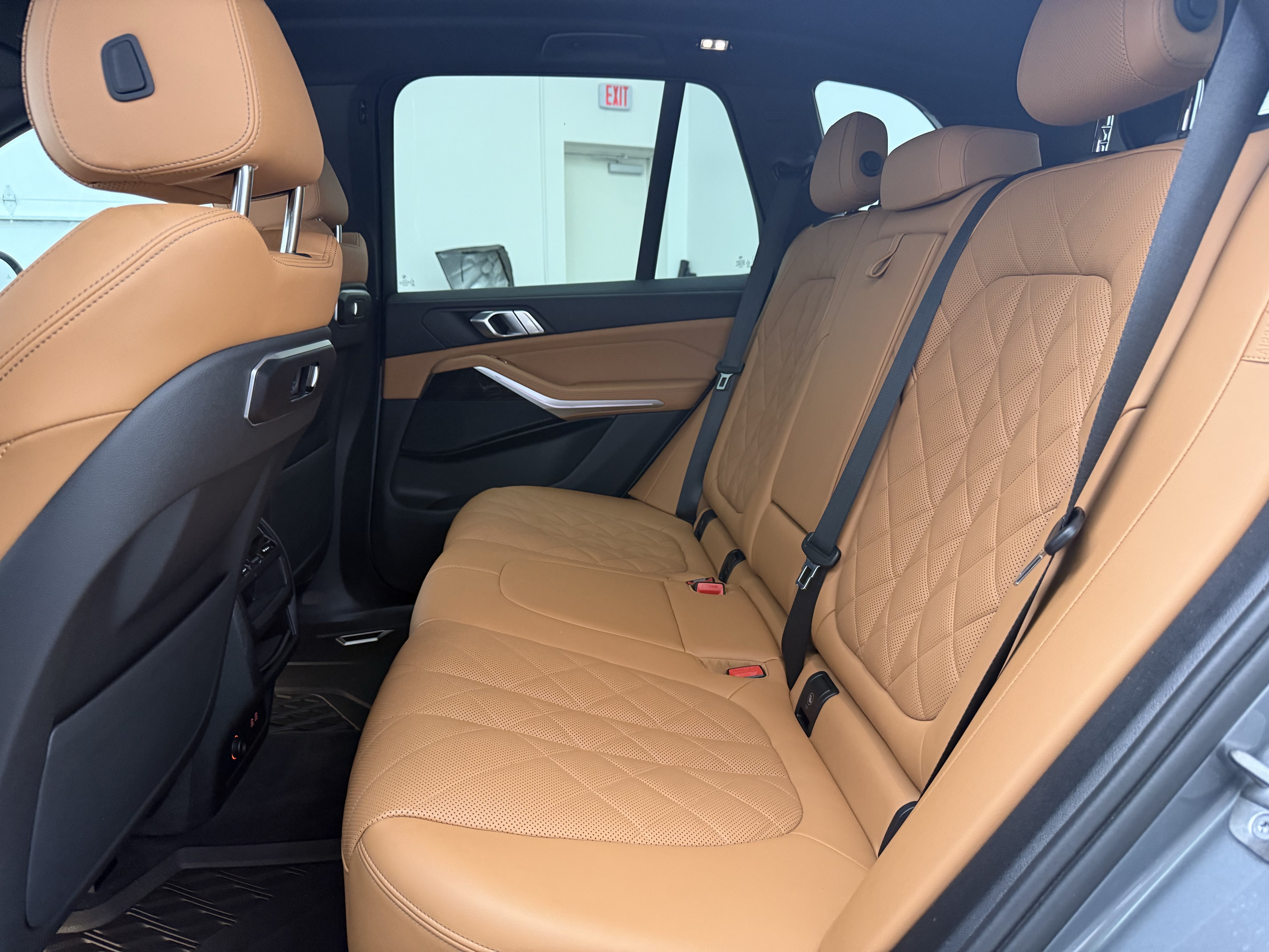 Used 2024 BMW X5 sDrive40i w/ Parking Assistance Package RWD image 25