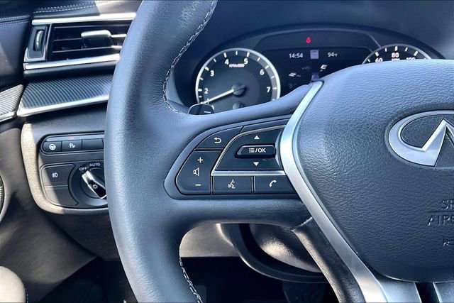 Used 2025 INFINITI QX50 Sport AWD/4WD image 10