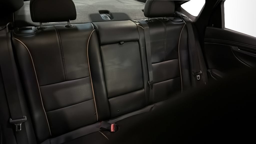 Used 2018 Chevrolet Impala Premier FWD image 14