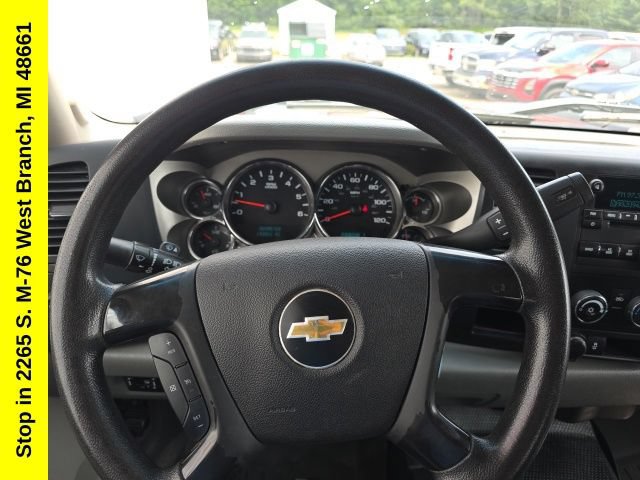 Used 2012 Chevrolet Silverado 2500 W/T w/ Snow Plow Prep Package AWD/4WD image 16