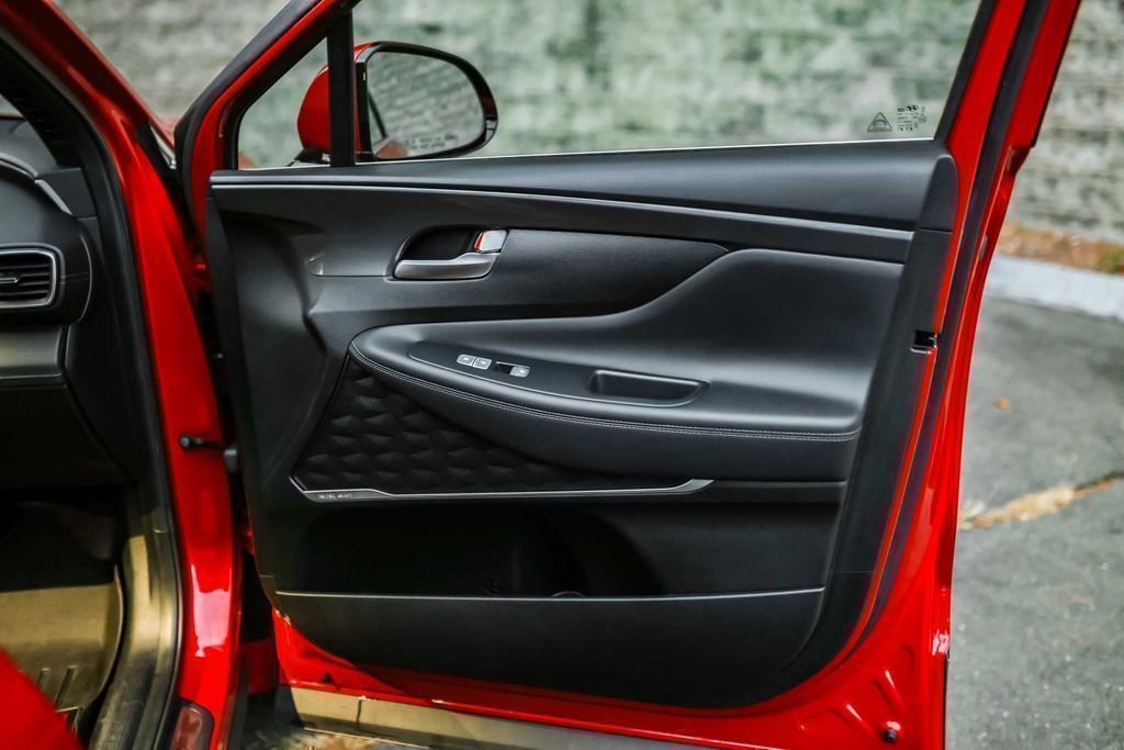 Used 2022 Hyundai Santa Fe Calligraphy image 13