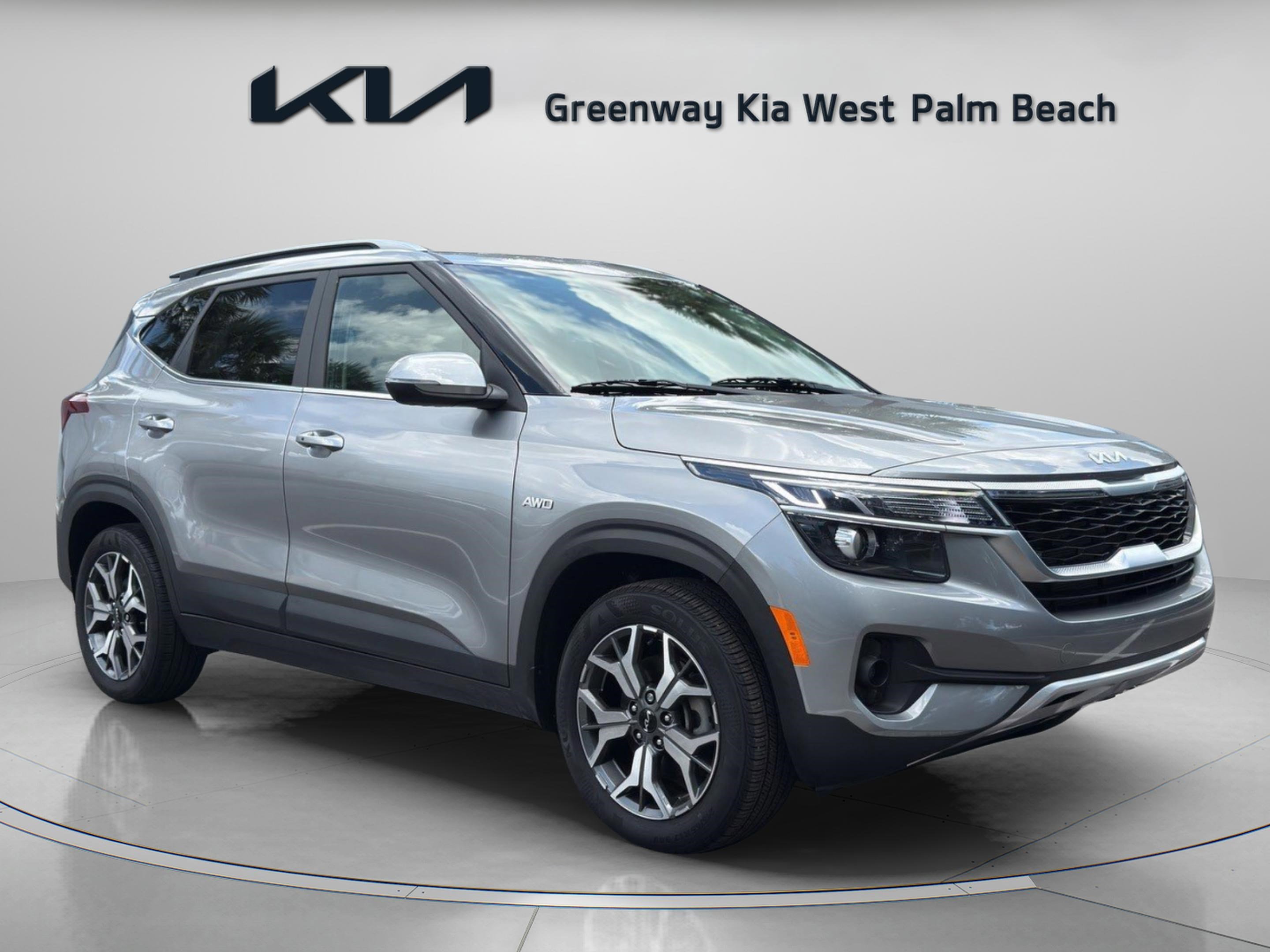 Used 2023 Kia Seltos EX