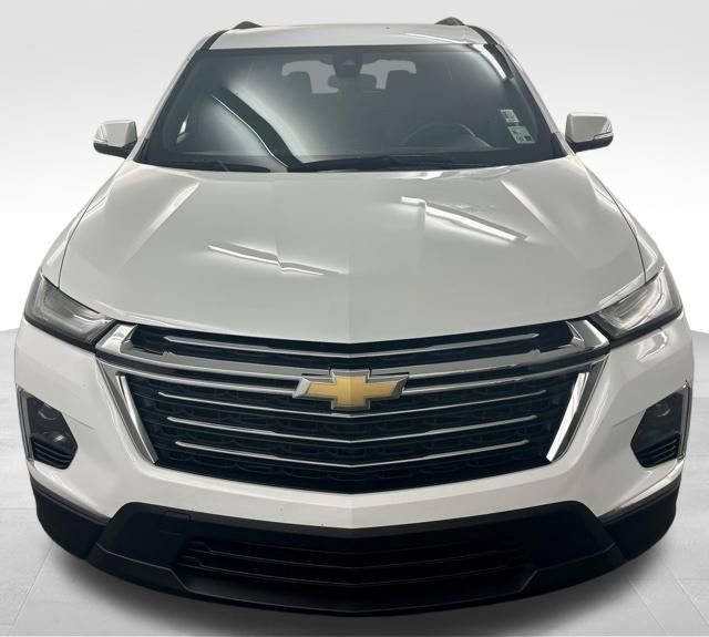 Used 2023 Chevrolet Traverse LT FWD image 3