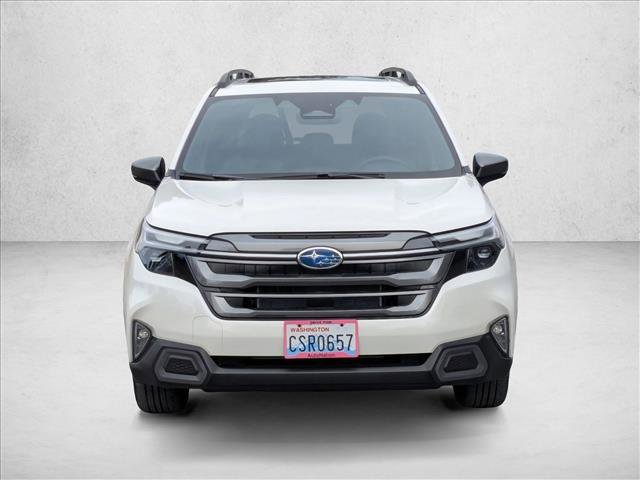 Used 2025 Subaru Forester Limited image 2