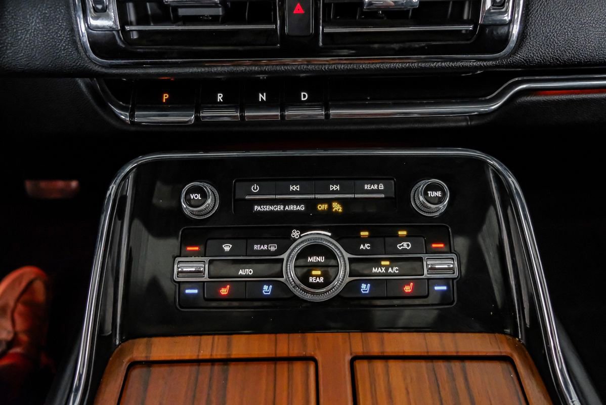 Used 2020 Lincoln Navigator L Reserve image 26
