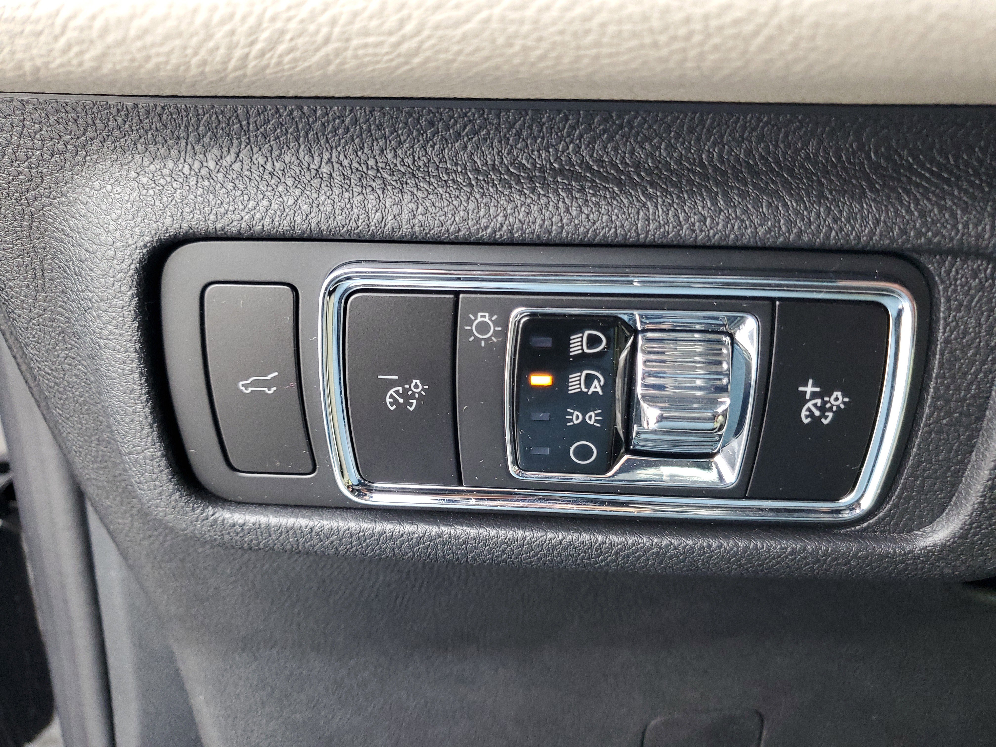 New 2025 Lincoln Corsair Reserve w/ Jet Appearance Package image 13