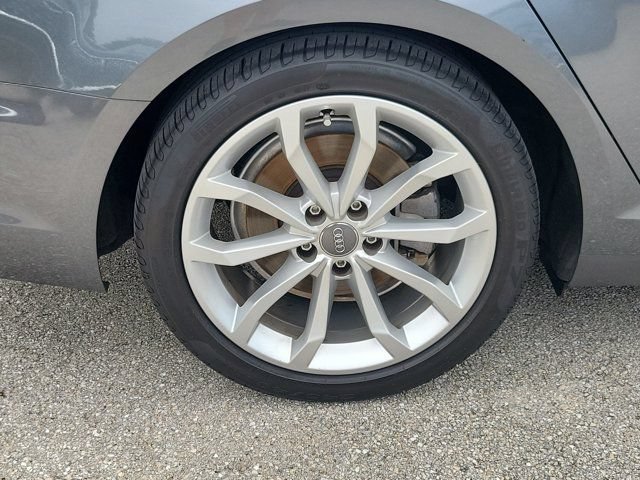Used 2019 Audi A4 2.0T Premium Plus w/ Premium Plus Package FWD image 10