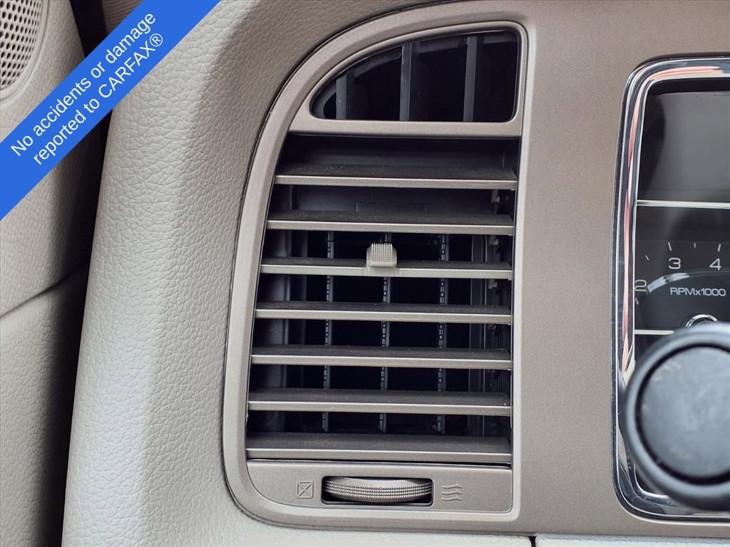 Used 2014 Lincoln Navigator Base image 29