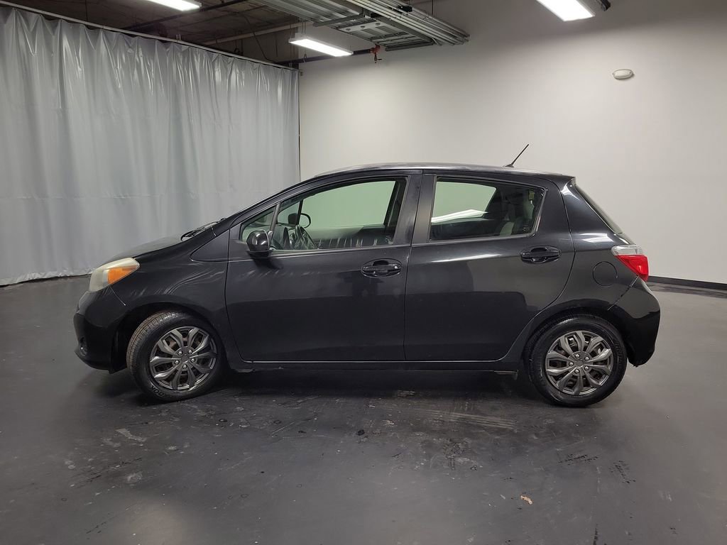 Used 2012 Toyota Yaris LE image 5