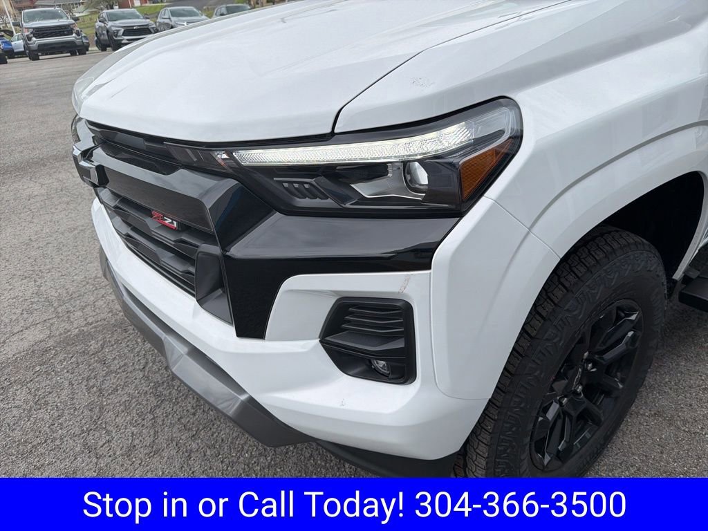 New 2026 Chevrolet Colorado Z71 w/ Midnight Edition AWD/4WD image 13
