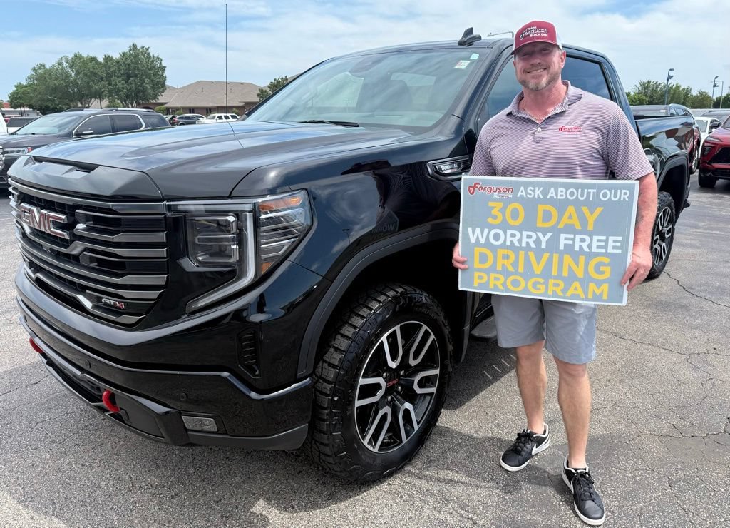 Used 2025 GMC Sierra 1500 AT4 w/ AT4 Premium Package AWD/4WD image 1