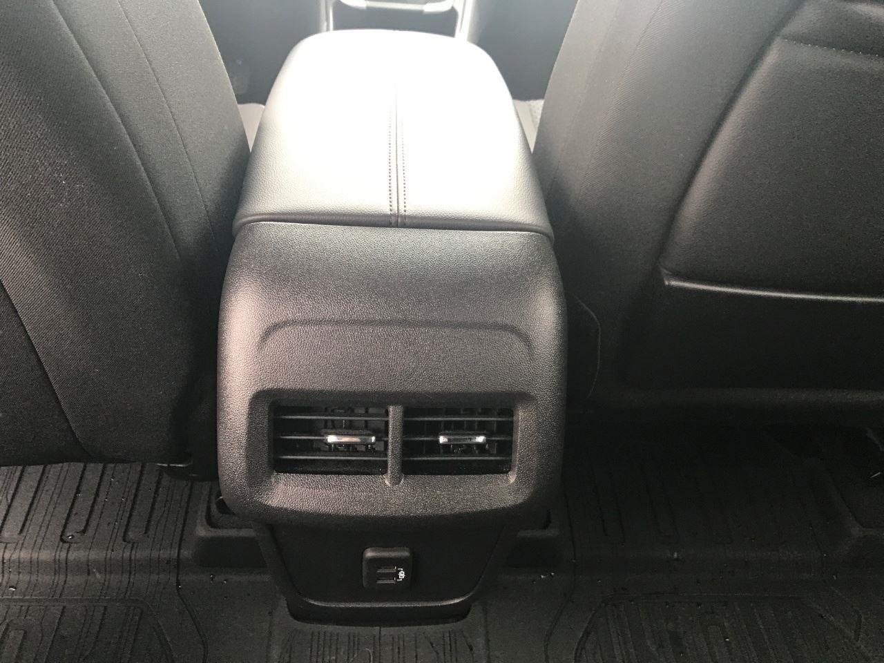 Certified 2024 GMC Terrain SLE w/ Driver Convenience Package AWD/4WD image 77