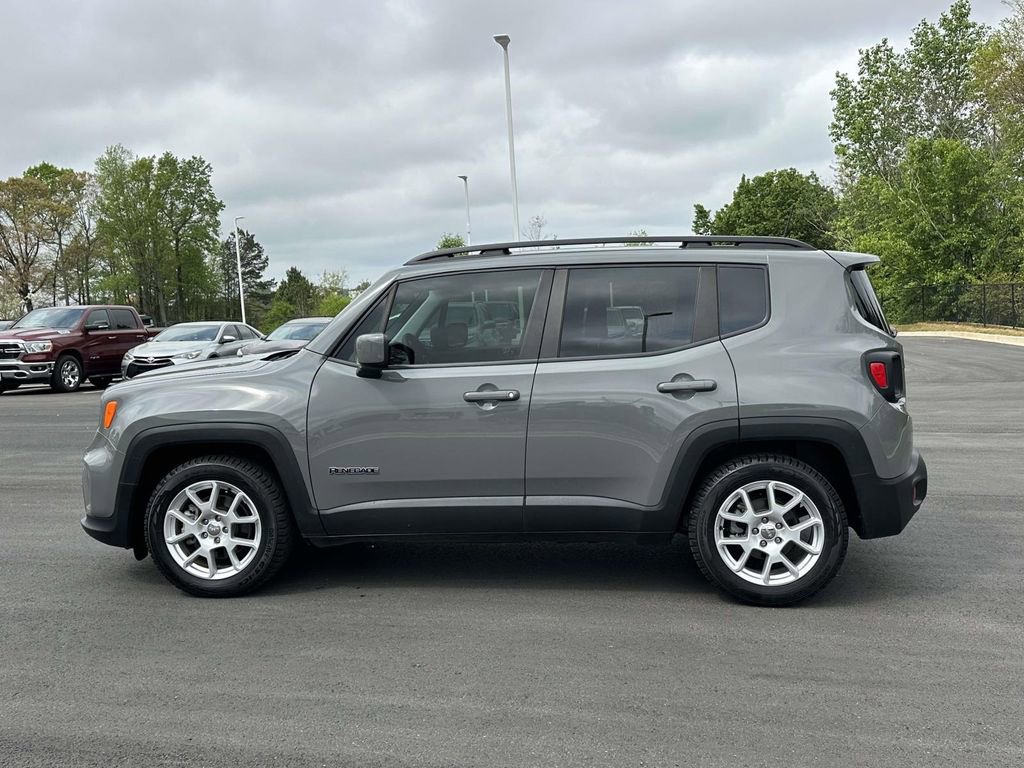 Used 2021 Jeep Renegade Latitude image 22