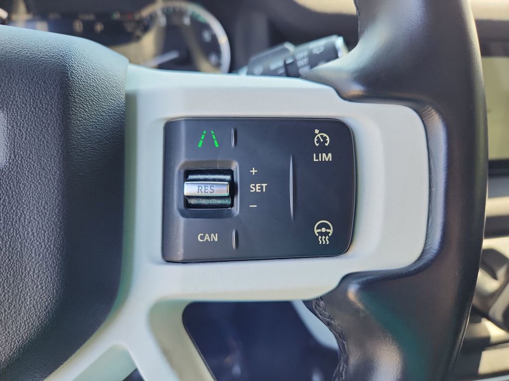 Used 2023 Land Rover Defender 110 S AWD/4WD image 18