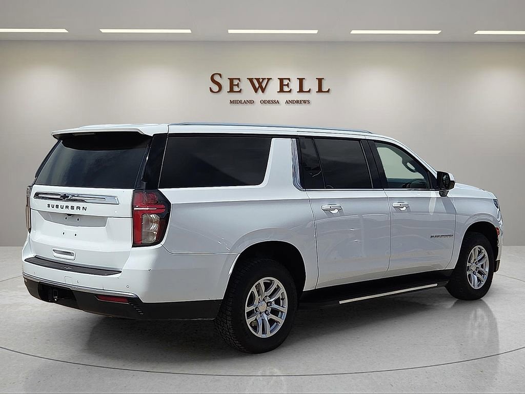 Used 2021 Chevrolet Suburban LS w/ Driver Alert Package RWD image 4