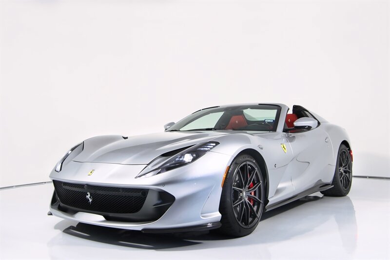 Used 2023 Ferrari 812 GTS RWD image 4