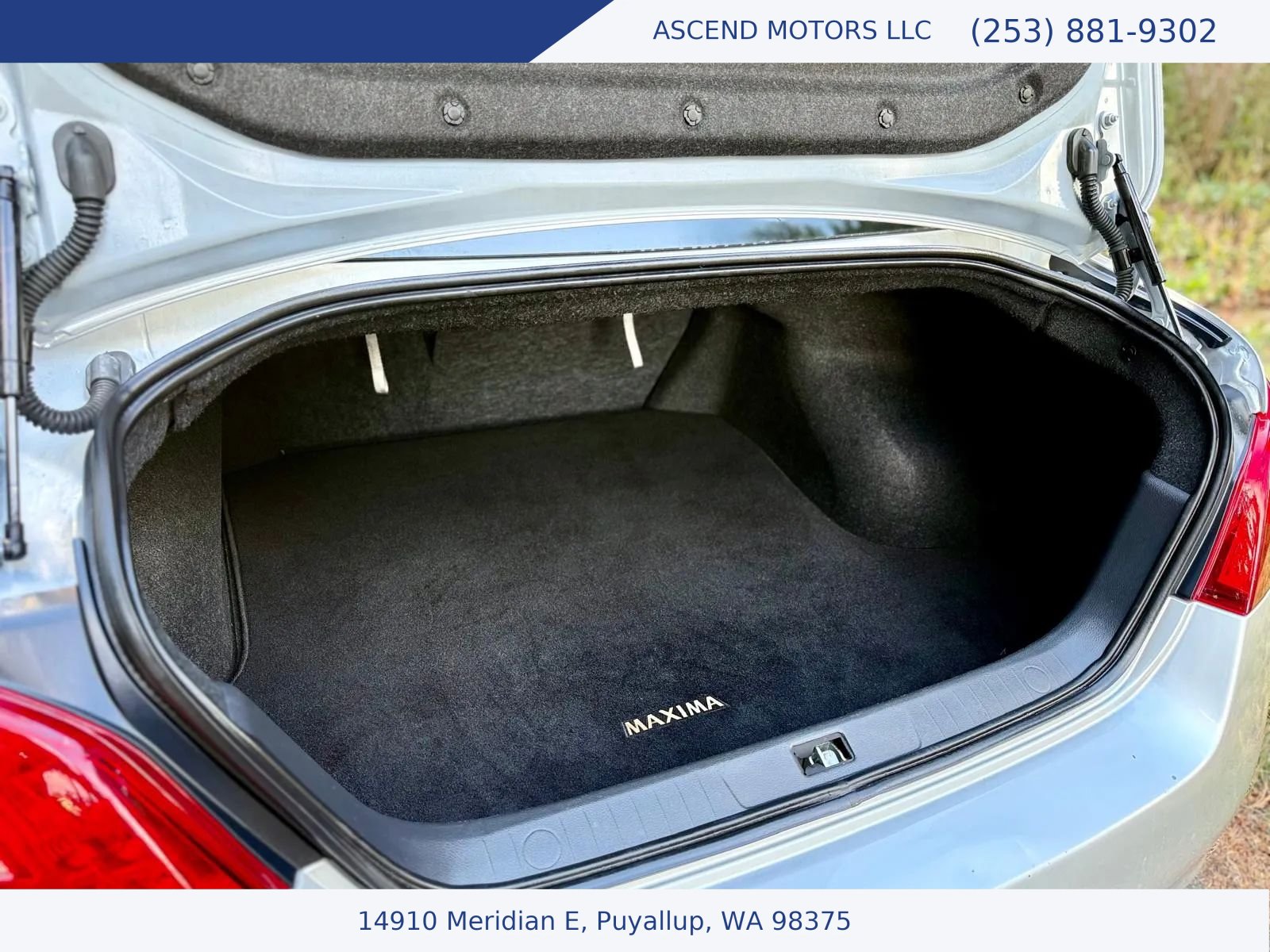 Used 2011 Nissan Maxima 3.5 SV w/ Monitor Pkg FWD image 16