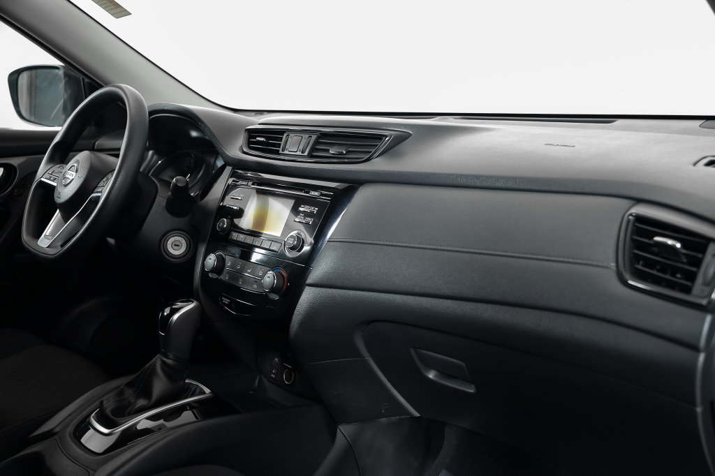 Used 2017 Nissan Rogue S w/ S Appearance Package FWD image 38